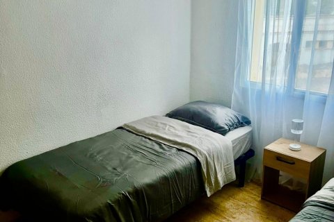 Huoneisto myytävänä Alicante, Espanja, 2 makuuhuonetta, 81 m2 No. 127295 - kuva 18