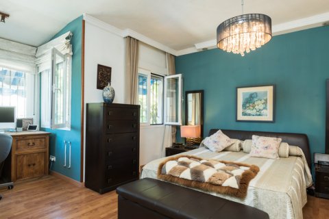 House for sale Nueva Andalucia, Malaga, Spain 5 bedrooms, 323.25 sq.m. No. 122094 - photo 25