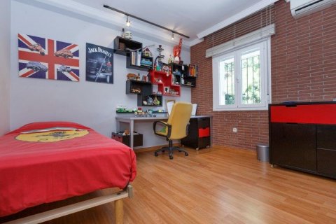 House for sale Nueva Andalucia, Malaga, Spain 5 bedrooms, 323.25 sq.m. No. 122094 - photo 15