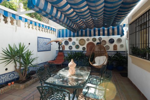 House for sale Nueva Andalucia, Malaga, Spain 5 bedrooms, 323.25 sq.m. No. 122094 - photo 18