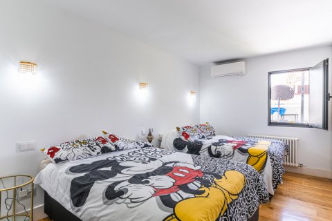 Продажа виллы Виллафранка дель Кастильо, Мадрид, Испания 4 спальни, 400м2 №122096 - фото 29