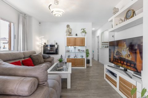 Apartment for sale La Mata, Alicante, Spain 3 bedrooms, 85 sq.m. No. 128641 - photo 4
