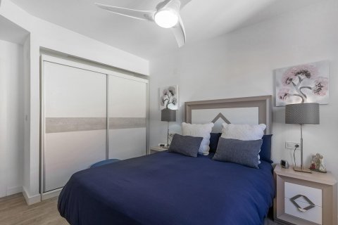 Apartment for sale La Mata, Alicante, Spain 3 bedrooms, 85 sq.m. No. 128641 - photo 11