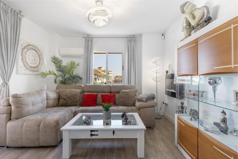 Apartment for sale La Mata, Alicante, Spain 3 bedrooms, 85 sq.m. No. 128641 - photo 2