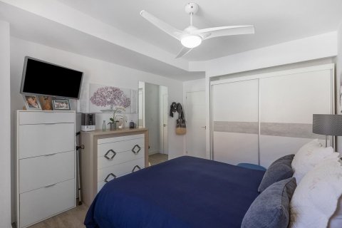 Apartment for sale La Mata, Alicante, Spain 3 bedrooms, 85 sq.m. No. 128641 - photo 12