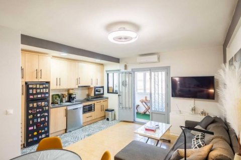 Duplex for sale La Mata, Alicante, Spain 3 bedrooms, 110 sq.m. No. 128640 - photo 3