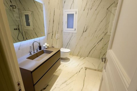 Apartment à vendre Barcelona, Espagne, 4 pièces, 200 m2 No. 122106 - photo 11