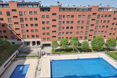 Продажа квартиры в Мадрид, Испания 4 спальни, 149м2 №122108 - фото 1