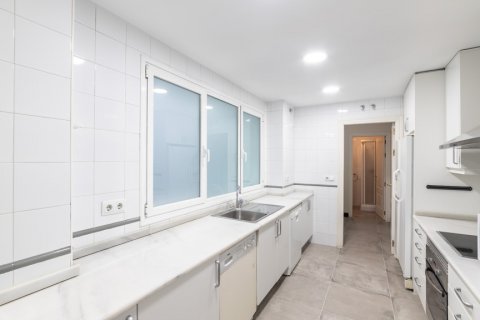 Apartament Madrid, Hiszpania 4 sypialnie, 330 mkw. nr 122113 – zdjęcie 18