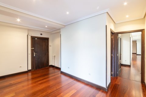 Apartament Madrid, Hiszpania 4 sypialnie, 330 mkw. nr 122113 – zdjęcie 26