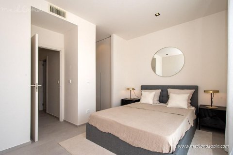 Продажа таухауса в Пилар де ла Орадада, Аликанте, Испания 2 спальни, 91м2 №121389 - фото 10