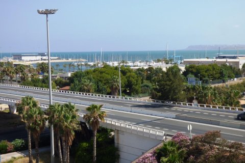 Dzīvoklis Alicante, Spānijā 3 istabas, 116 m2 Nr. 129206