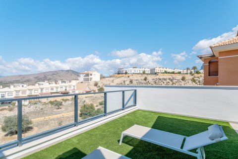 Продажа виллы в Бенидорм, Аликанте, Испания 4 спальни, 157м2 №123234 - фото 2