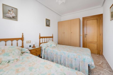 Apartamento en venta Guardamar del Segura, Alicante, España 4 dormitorios, 131 m2 No. 125985 - foto 30