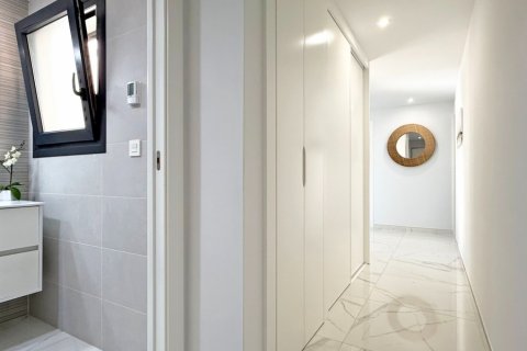 Apartment for sale Los Altos, Alicante, Spain 2 bedrooms, 84 sq.m. No. 125894 - photo 12