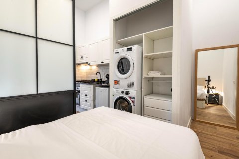 Продажа квартиры в Мадрид, Испания 2 спальни, 60м2 №120055 - фото 22