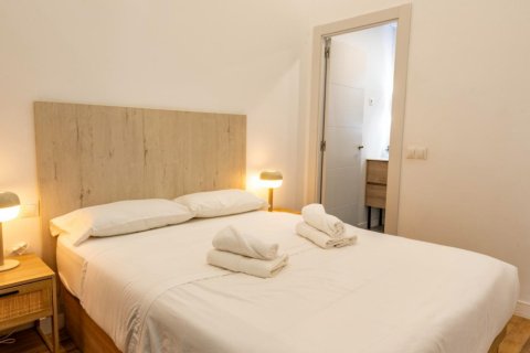 Продажа квартиры в Мадрид, Испания 2 спальни, 60м2 №120055 - фото 10