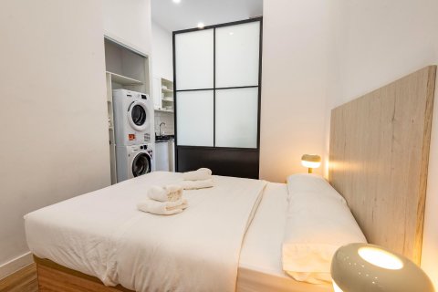 Продажа квартиры в Мадрид, Испания 2 спальни, 60м2 №120055 - фото 11