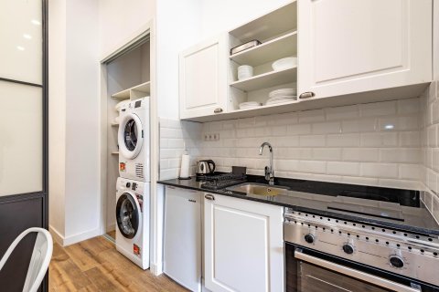 Продажа квартиры в Мадрид, Испания 2 спальни, 60м2 №120055 - фото 7