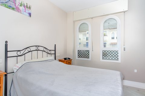 Appartamento in vendita Nueva Andalucia, Malaga, Spagna 2 camere da letto, 78 mq. N° 120059 - foto 9