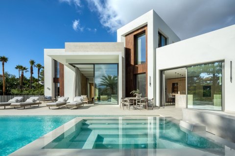 Māja pārdošanā Nueva Andalucia, Malaga, Spānijā 5 istabas, 710 m2 Nr. 120056 - attēls 2
