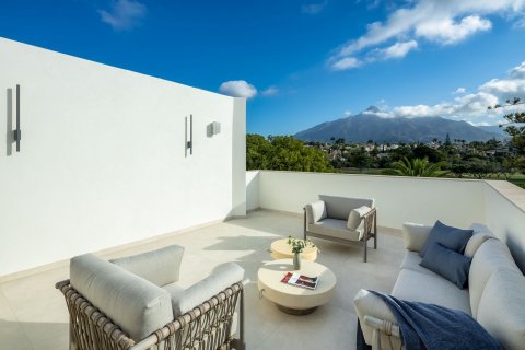 Māja pārdošanā Nueva Andalucia, Malaga, Spānijā 5 istabas, 710 m2 Nr. 120056 - attēls 22