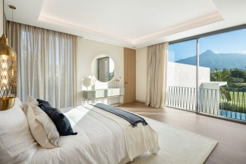 Māja pārdošanā Nueva Andalucia, Malaga, Spānijā 5 istabas, 710 m2 Nr. 120056 - attēls 24