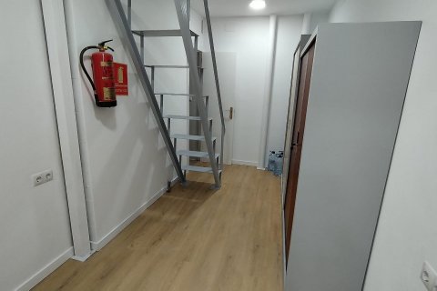Liikekiinteistö vuokrattavana La Florida, Alicante, Espanja , 55 m2 No. 120054 - kuva 4