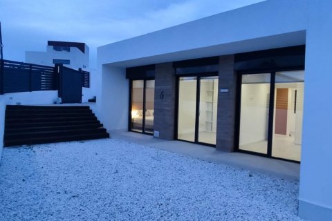 Villa till salu Ciudad Quesada, Alicante, Spanien 3 sovrum, 150 kvm. Nr. 125582 - foto 10