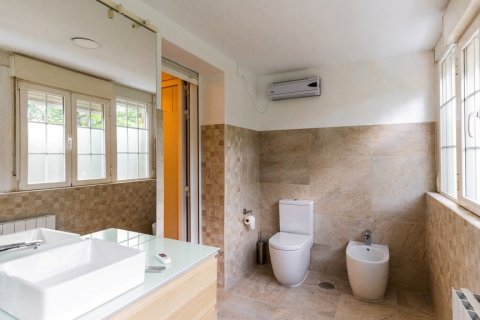 Продажа виллы Вальдеморильо, Мадрид, Испания 8 спален, 280м2 №122371 - фото 27