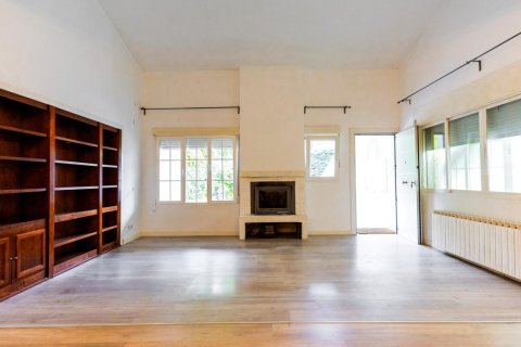 Продажа виллы Вальдеморильо, Мадрид, Испания 8 спален, 280м2 №122371 - фото 15