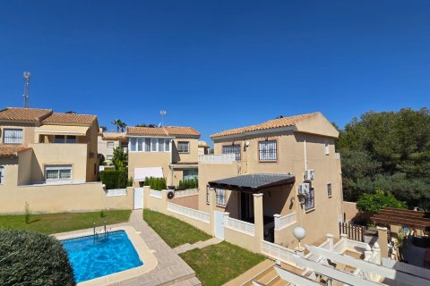 Villa for sale Villamartin, Alicante, Spain 2 bedrooms, 102 sq.m. No. 131931 - photo 23