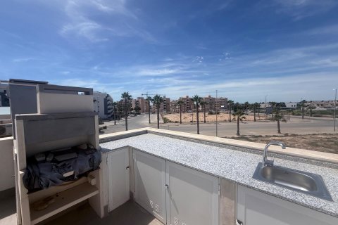 Bungalow en venta Guardamar del Segura, Alicante, España 2 dormitorios, 160 m2 No. 131932 - foto 13