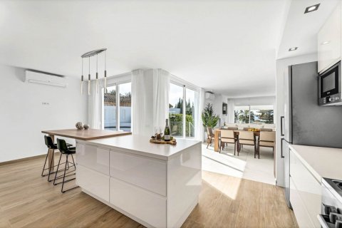 Villa in vendita Marbella, Malaga, Spagna 5 camere da letto, 302 mq. N° 127493 - foto 13