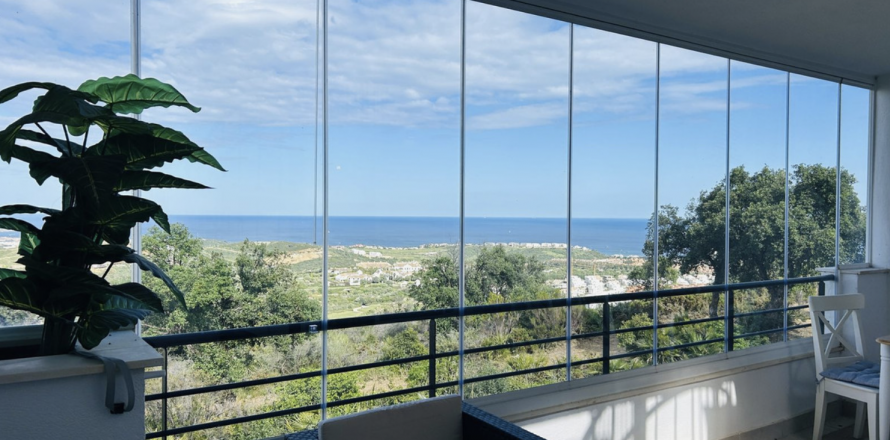 Penthouse Estepona, Malaga, Spain 2 bedrooms, 62 sq.m. No. 127491