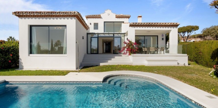 Villa Marbella, Malaga, Spagna 4 camere da letto, 181 mq. N° 127490