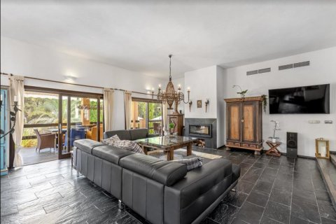 Villa for sale Costa De La Calma, Mallorca, Spain 4 bedrooms, 408 sq.m. No. 130545 - photo 7