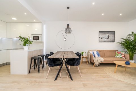 Продажа бунгало в Бенидорм, Аликанте, Испания 2 спальни, 131м2 №122974 - фото 9