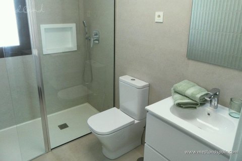 Продажа таухауса в Пилар де ла Орадада, Аликанте, Испания 4 спальни, 114м2 №122143 - фото 10