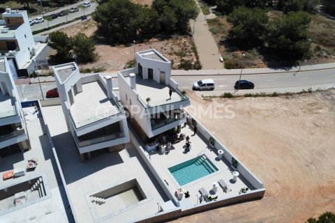 Huvila myytävänä Pilar de la Horadada, Alicante, Espanja, 3 makuuhuonetta, 127 m2 No. 132873 - kuva 9