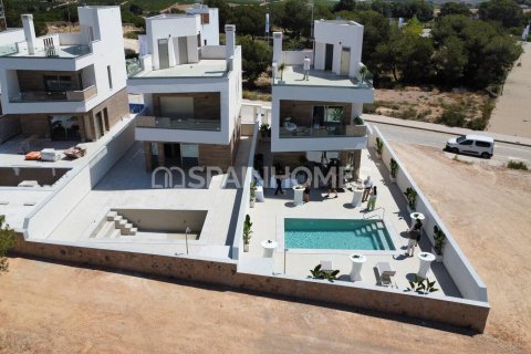 Huvila myytävänä Pilar de la Horadada, Alicante, Espanja, 3 makuuhuonetta, 127 m2 No. 132873 - kuva 1
