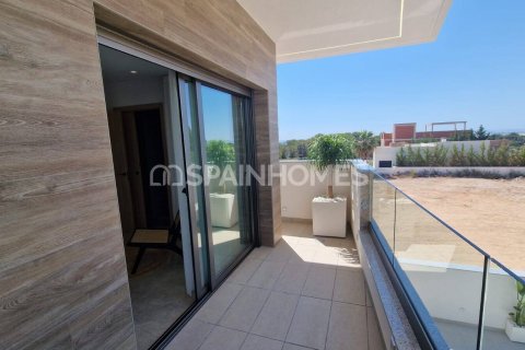 Huvila myytävänä Pilar de la Horadada, Alicante, Espanja, 3 makuuhuonetta, 127 m2 No. 132873 - kuva 20