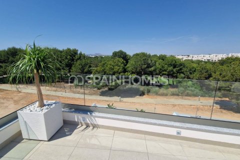 Huvila myytävänä Pilar de la Horadada, Alicante, Espanja, 3 makuuhuonetta, 127 m2 No. 132873 - kuva 23