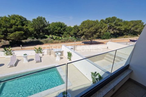 Huvila myytävänä Pilar de la Horadada, Alicante, Espanja, 3 makuuhuonetta, 127 m2 No. 132873 - kuva 19