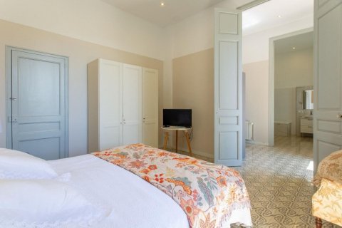 Villa till salu Sant Andreu de Llavaneres, Barcelona, Spanien 5 sovrum, 354 kvm. Nr. 132867 - foto 12