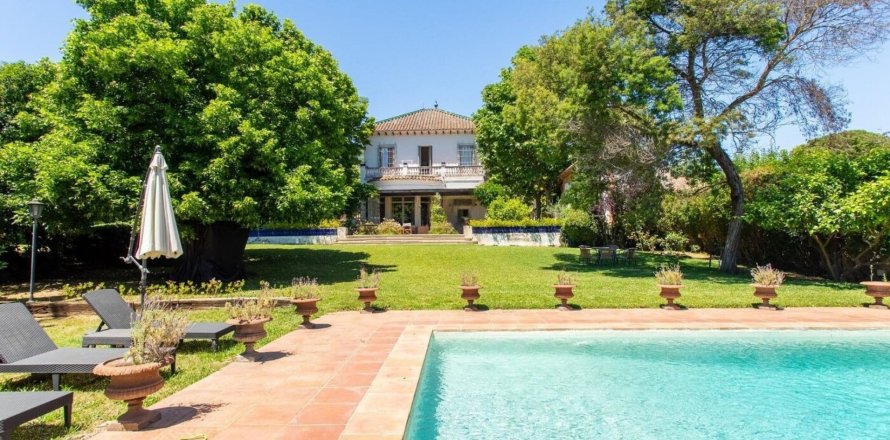 Villa Sant Andreu de Llavaneres, Barcelona, Spanien 5 sovrum, 354 kvm. Nr. 132867