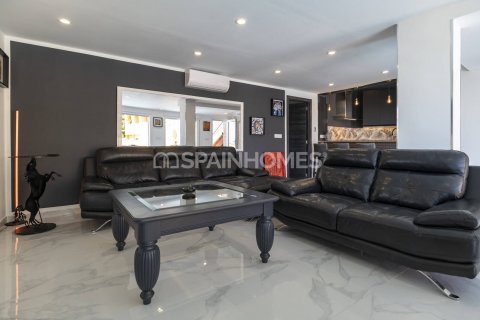 Villa à vendre Benalmadena, Malaga, Espagne, 7 chambres, 350 m2 No. 132874 - photo 8