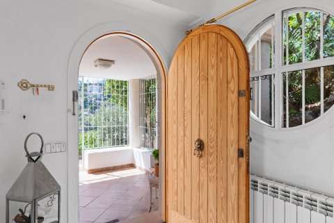 Villa zum Verkauf Port D'andratx, Mallorca, Spanien 4 Schlafzimmer, 189 m2 Nr. 130109 - Foto 2