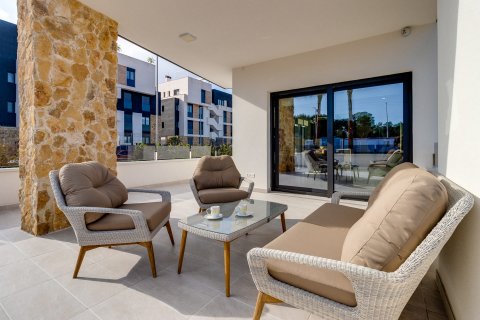 Villa zum Verkauf Ciudad Quesada, Alicante, Spanien 2 Schlafzimmer,  Nr. 132142 - Foto 8