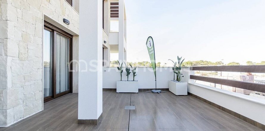 Penthouse Torrevieja, Alicante, Spain 2 bedrooms, 63 sq.m. No. 120414